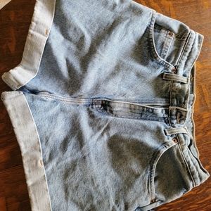 Vintage high rise Levi 910 women's shorts